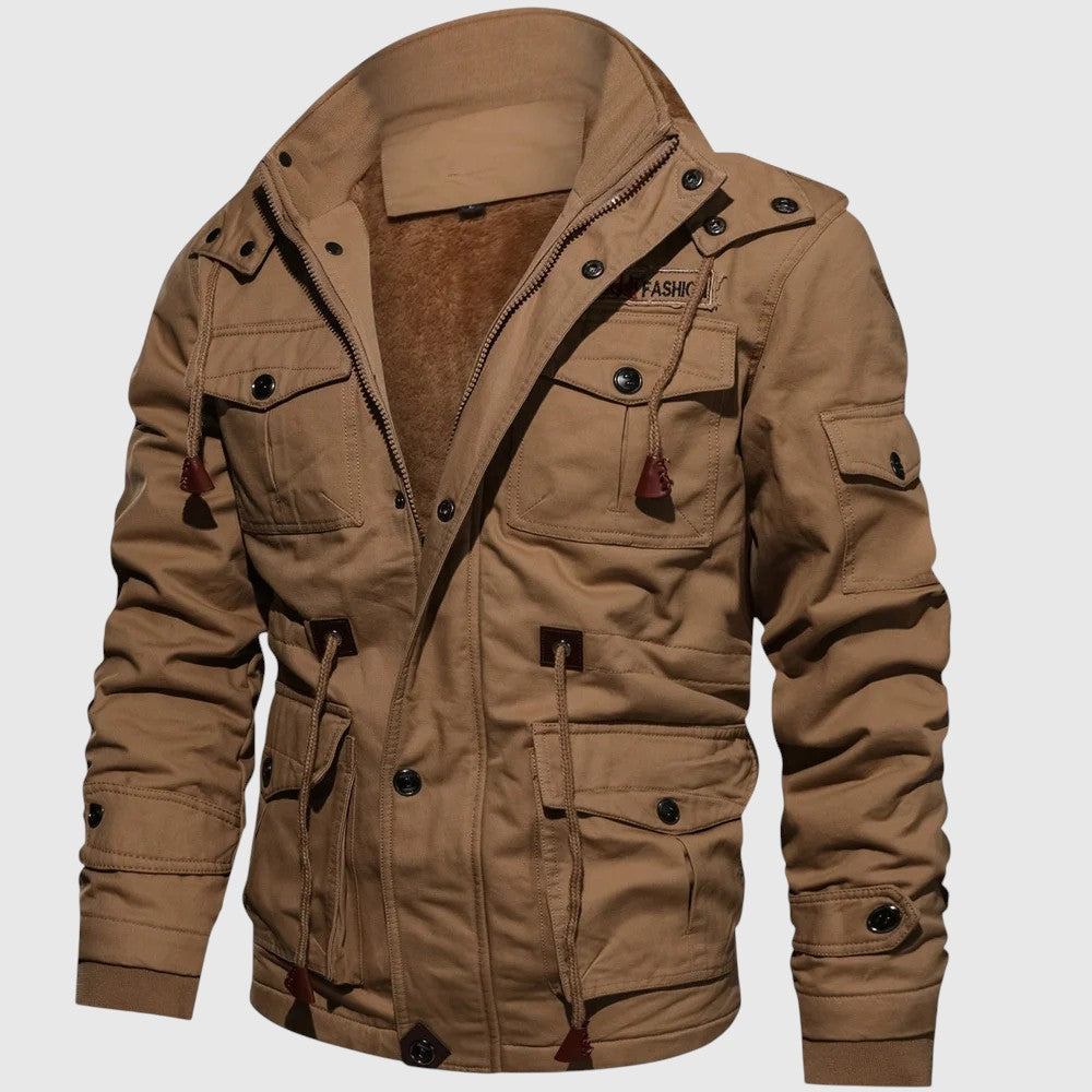 David - Vojenská ass vysokým límcem a vice kapsami