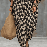 Maxi kaftan s bohémským stylem, puntíky a volným střihem